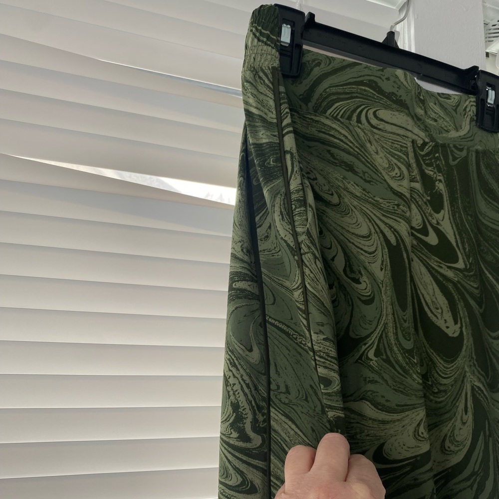Athleta Sumi Marble Green Print Brooklyn Joggers Active Athletic Streetwear Gorp - Picture 5 of 14